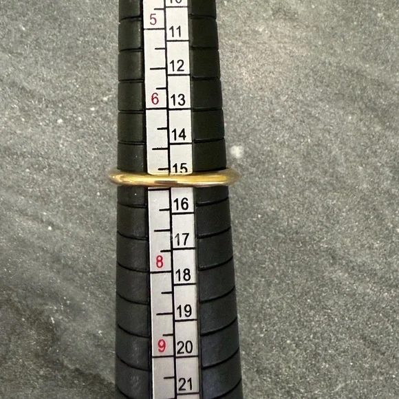 Vintage Avon Green Jade Gold Tone Ring 7 - Picture 12 of 16